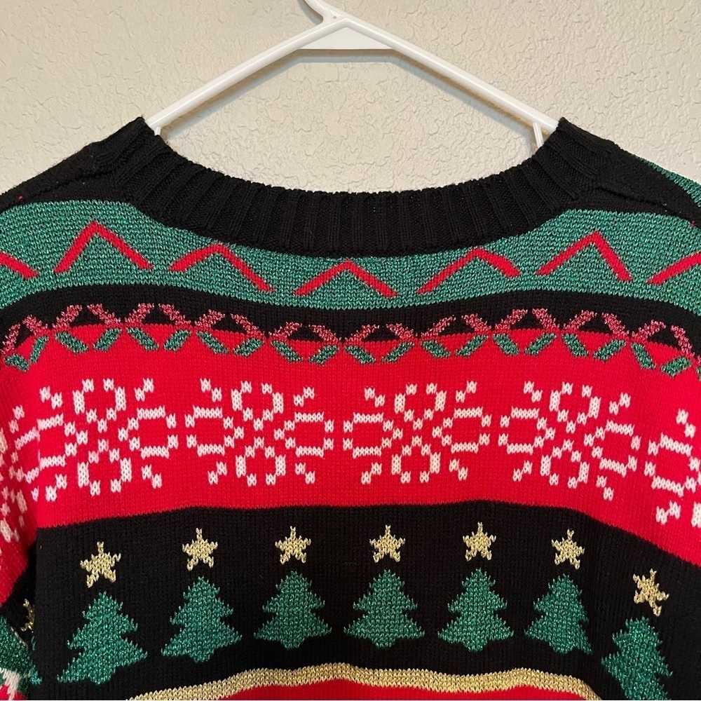 Holiday Time Festive Christmas Shimmery Sweater Size Medium 8-10 - Picture 8 of 12